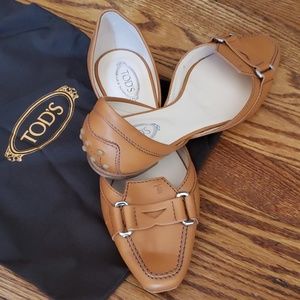 Tod's Like New in Box Jutta Leather Loafers Flats